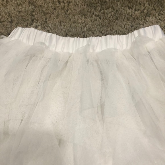 3T white tulle layered tutu - Picture 3 of 4